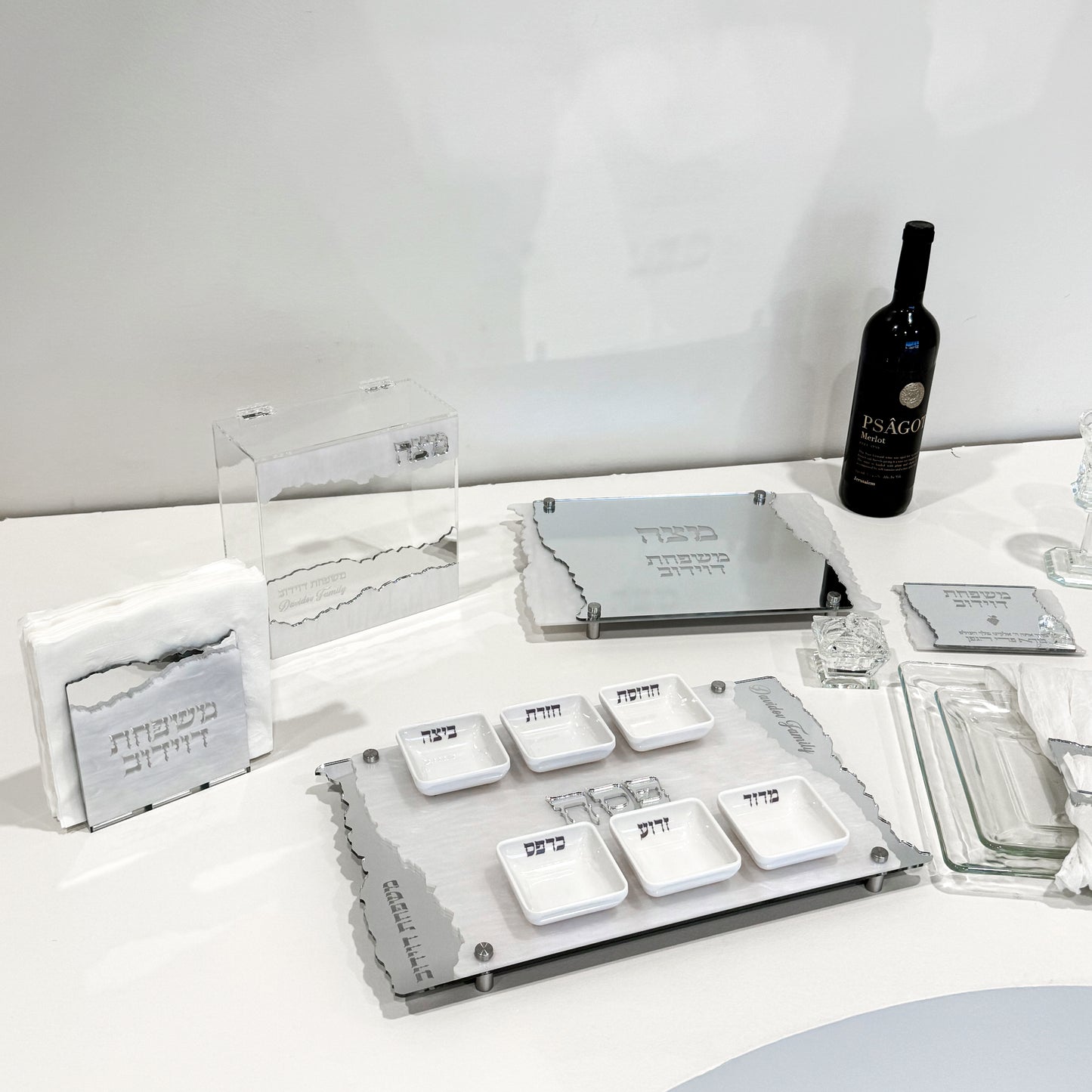 Personalized Matzah-Edge Matzah Box (White/Silver)