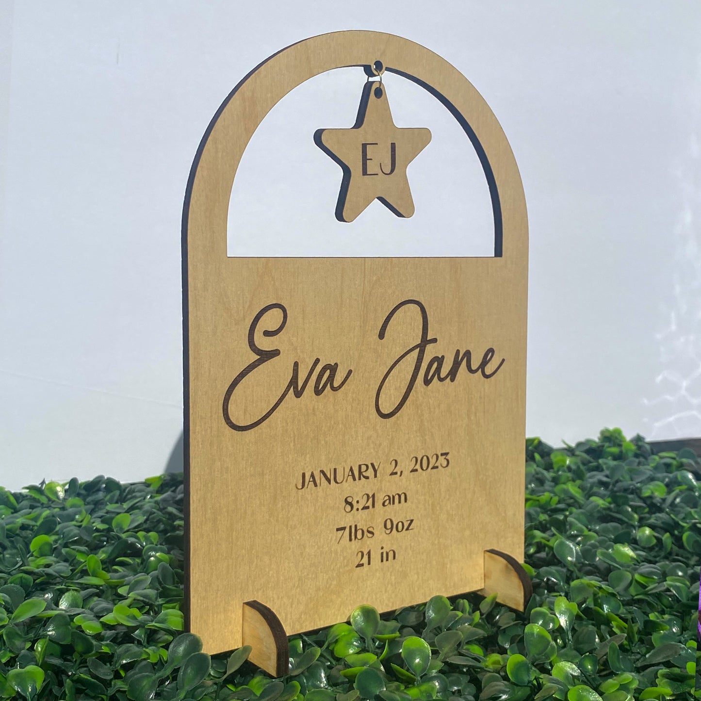 Personalized Wooden Baby Sign with Birth Stats (Standing)