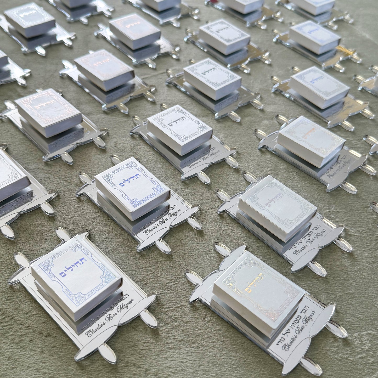 Torah Mini Tehilim Holder