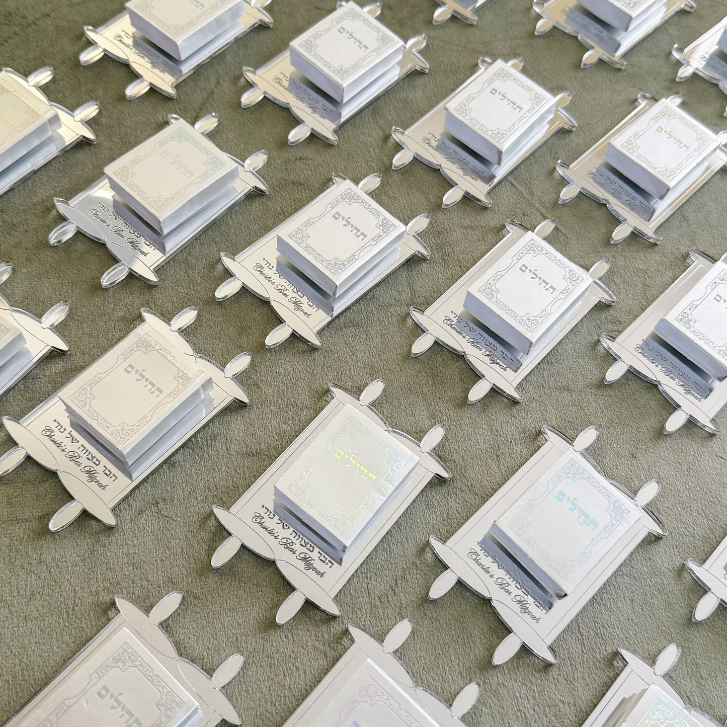 Torah Mini Tehilim Holder