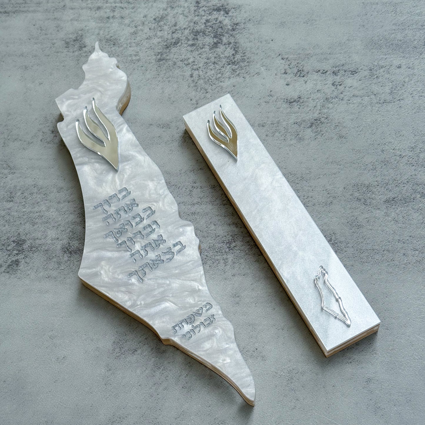 White Pearl Outline Mezuzah