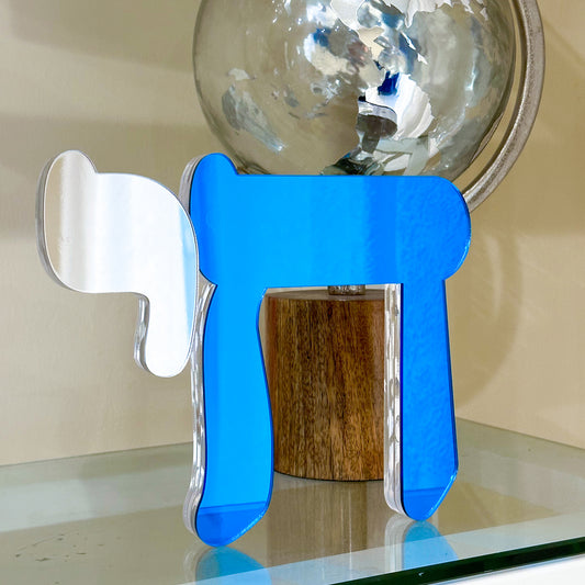 Acrylic "חי" (Chai) Sculpture