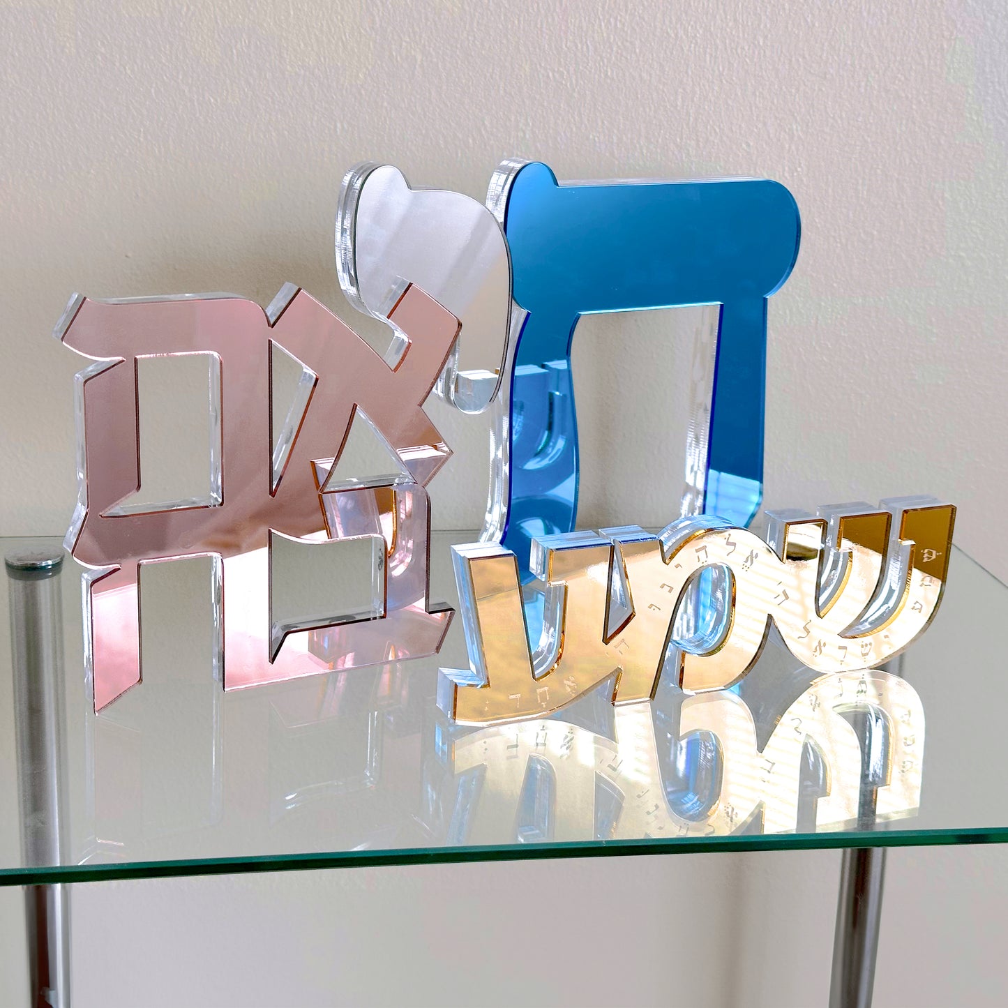 Acrylic "שמע" (Shema) Sculpture